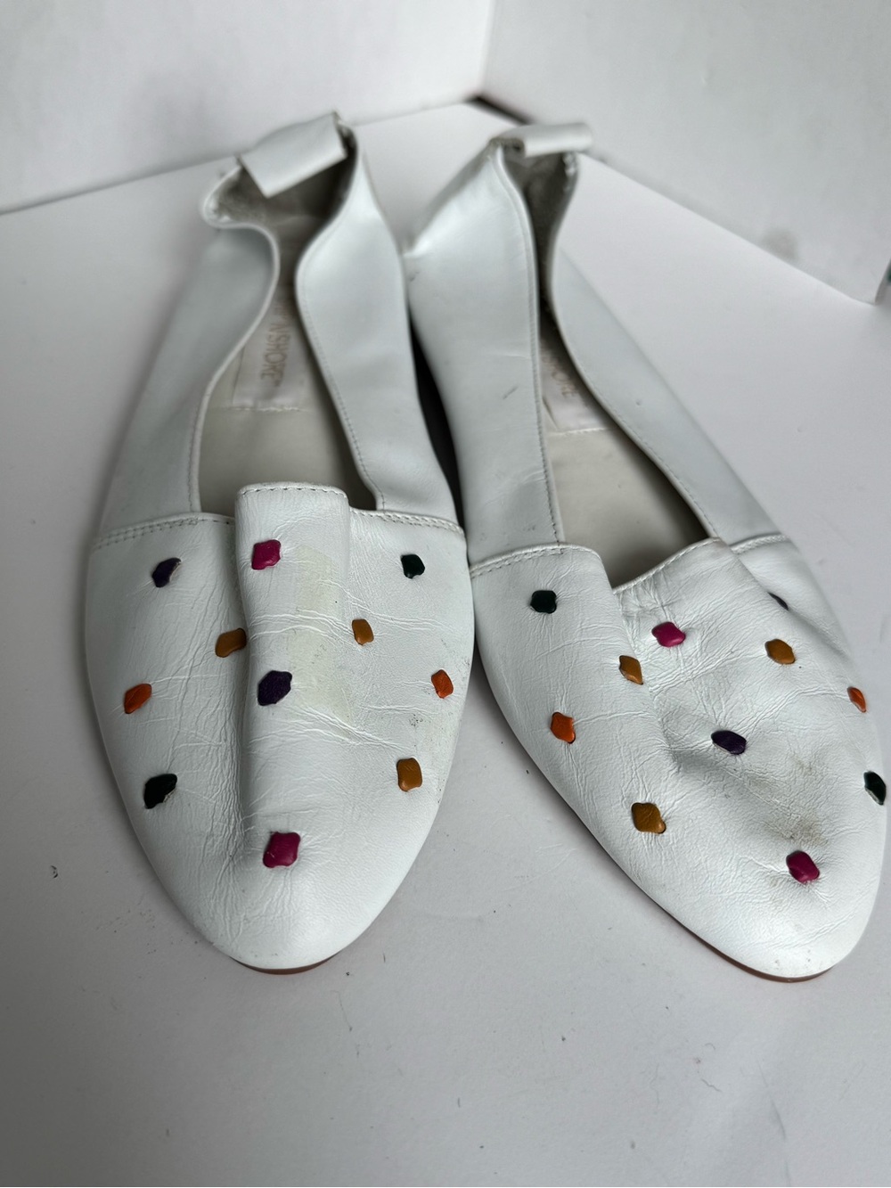 Vintage White Pointed Toe Flats with Multicolor leather Accents size 9